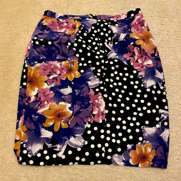 Anthropologie skirt - Picture 3 of 6